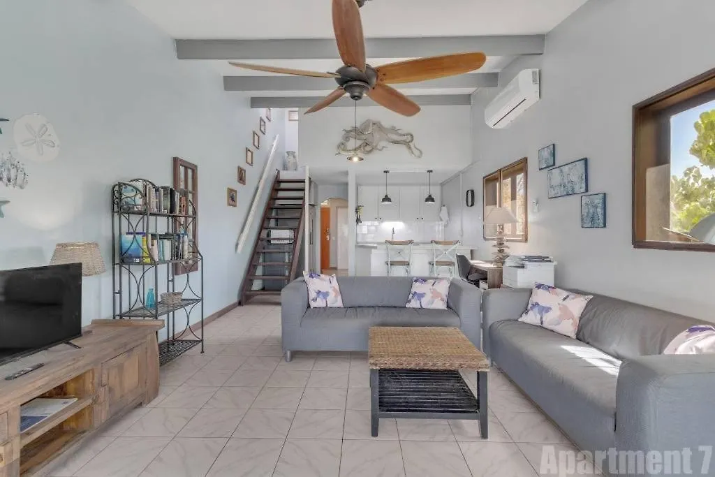 Bonaire Oceanfront Apartments كراليندايك