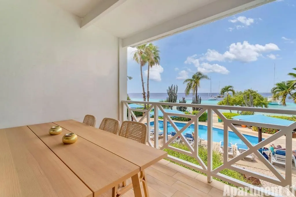 Bonaire Oceanfront Apartments كراليندايك
