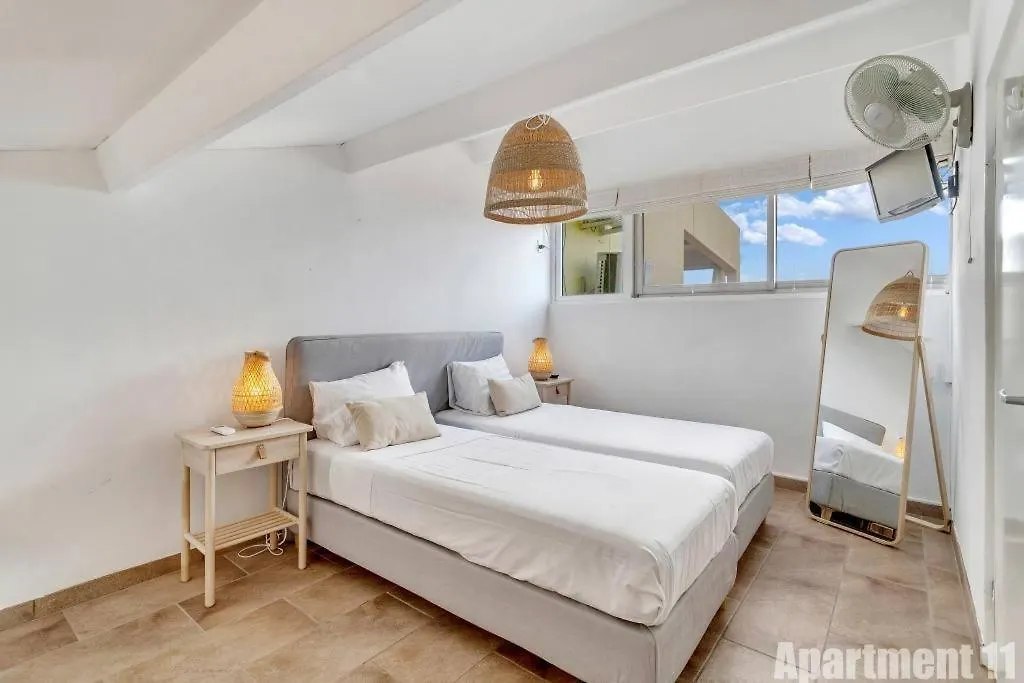 Bonaire Oceanfront Apartments كراليندايك