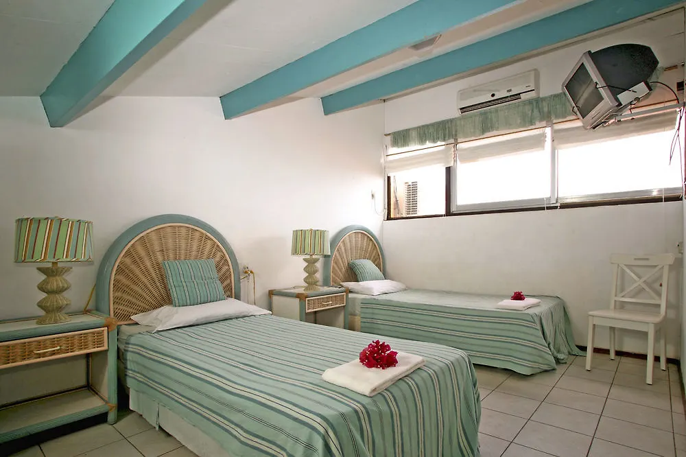 Bonaire Oceanfront Apartments كراليندايك