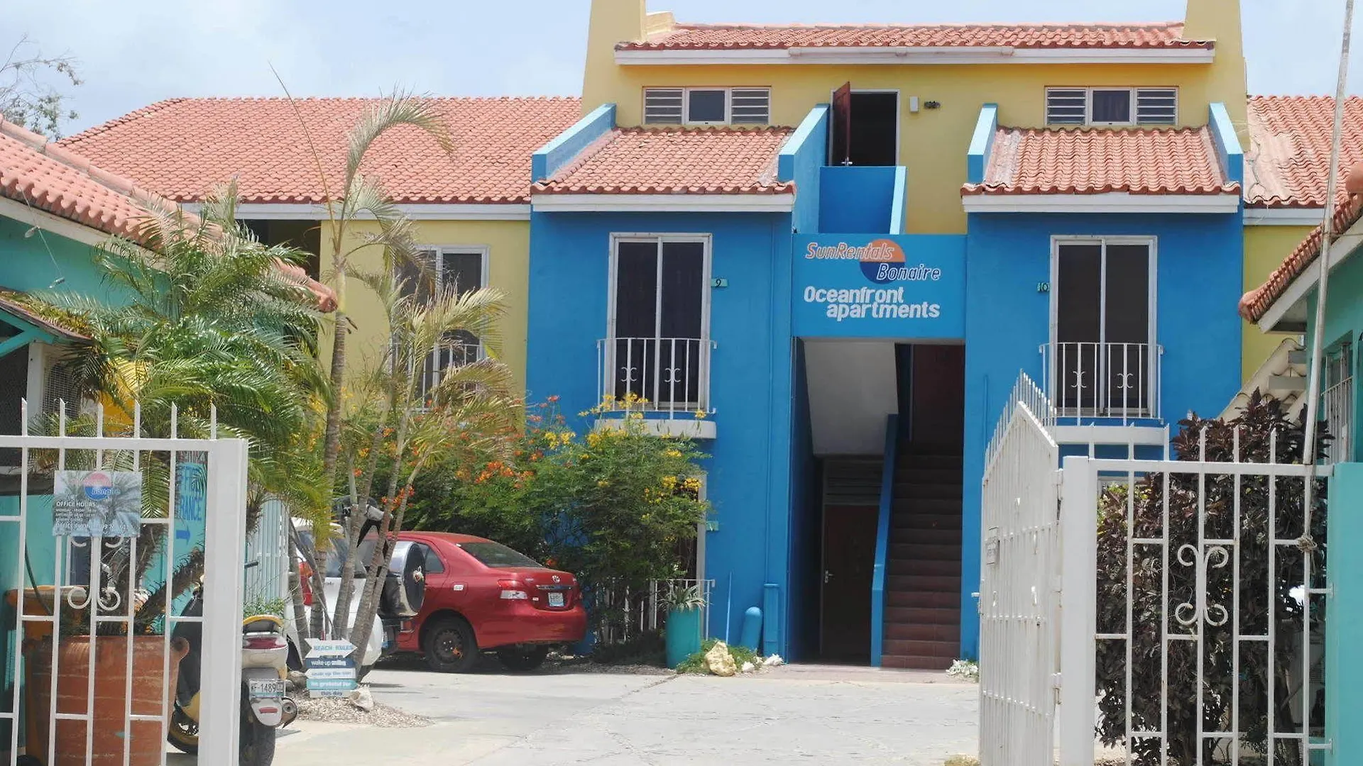 Bonaire Oceanfront Apartments كراليندايك 0*,
